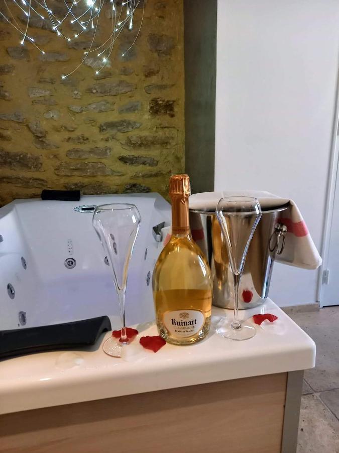 Les Chambres Du Vieux Bistrot Cabrières-dʼAvignon Kültér fotó
