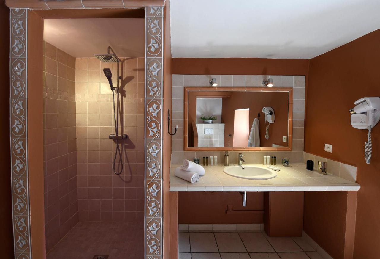 Les Chambres Du Vieux Bistrot Cabrières-dʼAvignon Kültér fotó